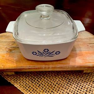 Vintage Corningware blue cornflower casserole dish